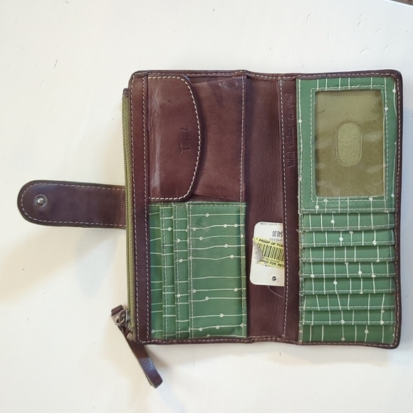 Fossil Brown Wallet - Picture 3 of 4